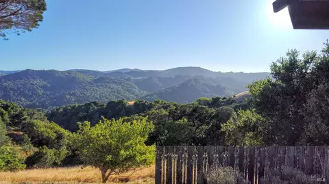 180 Oak Springs Dr, San Anselmo, CA 94960