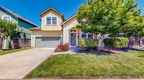 2218 Gold Leaf Ln, Santa Rosa, CA 95403
