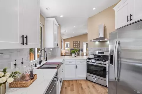 1050 Pueblo Ct, Vallejo, CA 94591 photo 16