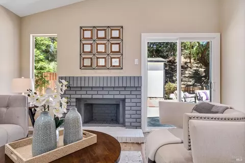 1050 Pueblo Ct, Vallejo, CA 94591 photo 12