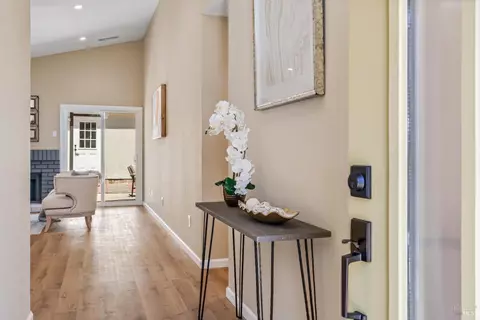 1050 Pueblo Ct, Vallejo, CA 94591 photo 8