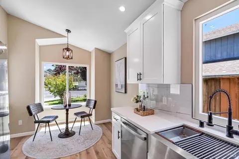 1050 Pueblo Ct, Vallejo, CA 94591 photo 18