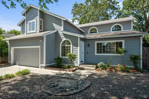 343 Biggs Ct, Windsor, CA 95492