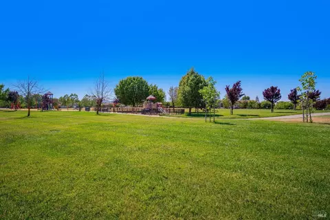 8327 Crusher Pl, Windsor, CA 95492 photo 43