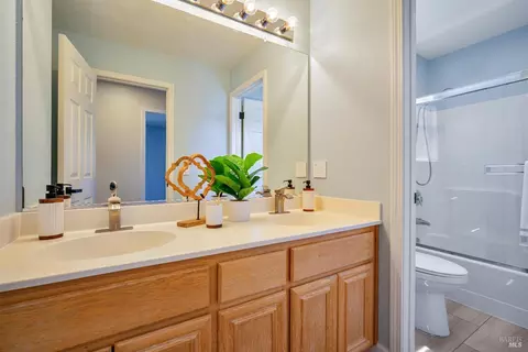 8327 Crusher Pl, Windsor, CA 95492 photo 32