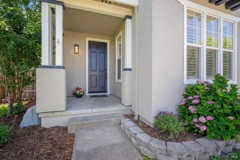 8327 Crusher Pl, Windsor, CA 95492 photo 4