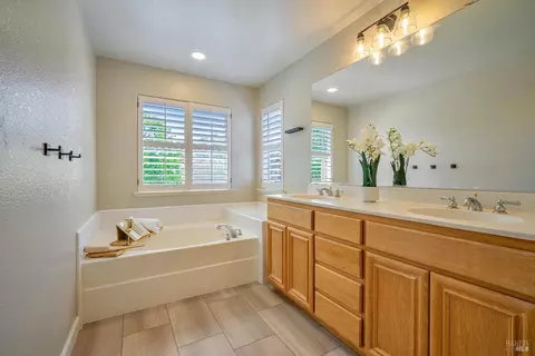8327 Crusher Pl, Windsor, CA 95492 photo 25