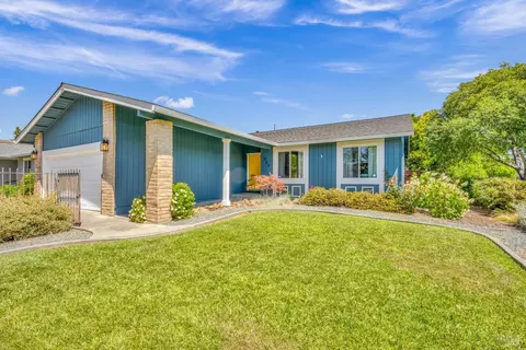722 Lathrop St, Napa, CA 94558