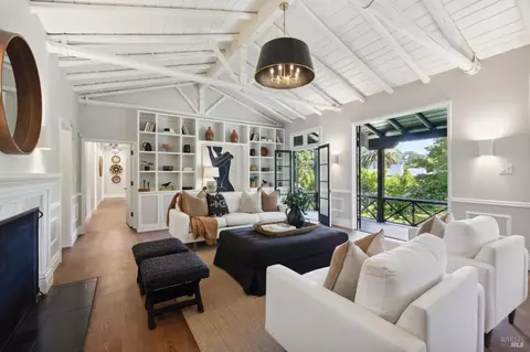 Living - 266 Poplar Dr, Kentfield, CA 94904 photo 2 of 13