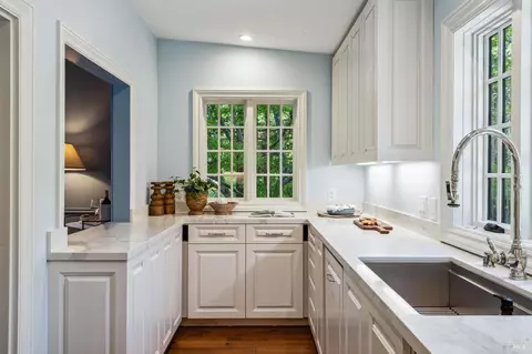 Kitchen - 266 Poplar Dr, Kentfield, CA 94904 photo 5 of 6