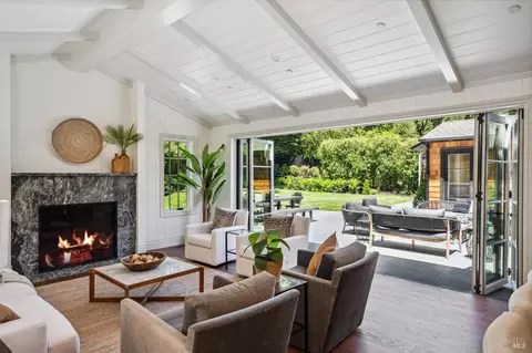 Living - 266 Poplar Dr, Kentfield, CA 94904 photo 12 of 13