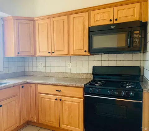 120 Chase St, Vallejo, CA 94590 photo 14