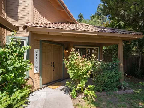 2791 Canal Ct, Fairfield, CA 94533 photo 4