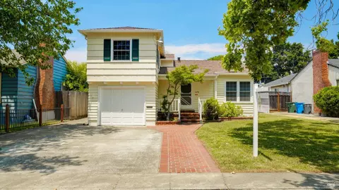 1236 Arkansas St, Vallejo, CA 94590