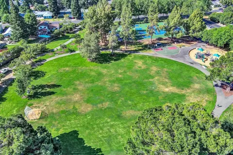 462 Dennis Dr, Vacaville, CA 95688 photo 60