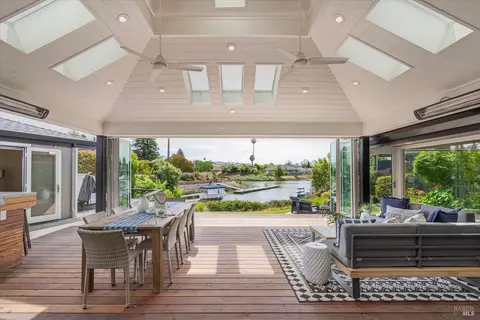 653 Cabot Way, Napa, CA 94559