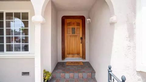 1641 Lauren Dr, Petaluma, CA 94954