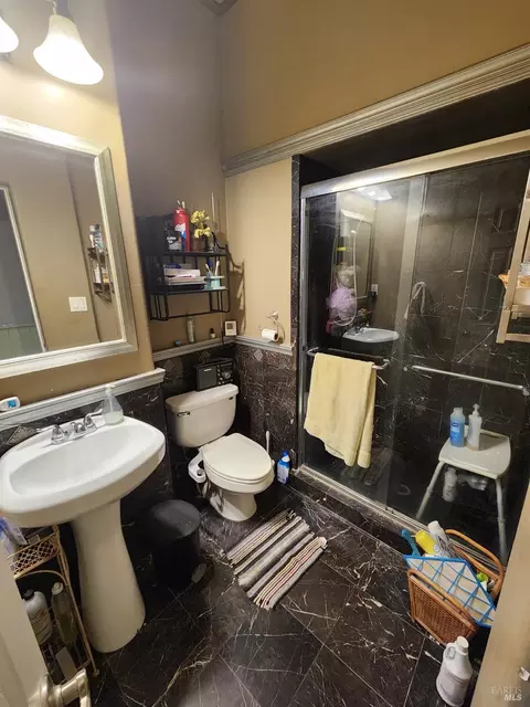 319 Florida St, Vallejo, CA 94590 photo 23