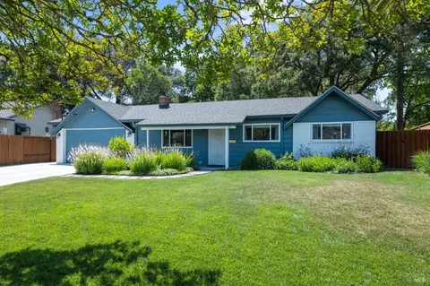 4919 Marshall Dr, Santa Rosa, CA 95409