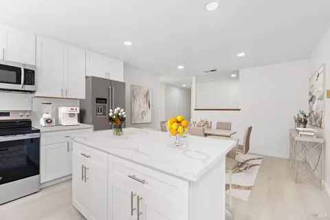1168 Emily Ave, Rohnert Park, CA 94928