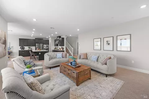 5399 Elan Dr, Fairfield, CA 94533