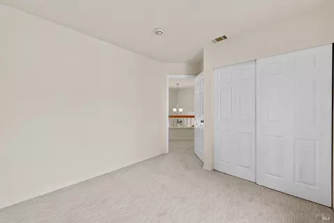 Bedroom - 527 Bald Eagle Dr, Vacaville, CA 95688 photo 7 of 16