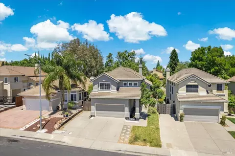 View/Area - 527 Bald Eagle Dr, Vacaville, CA 95688 photo 3 of 11