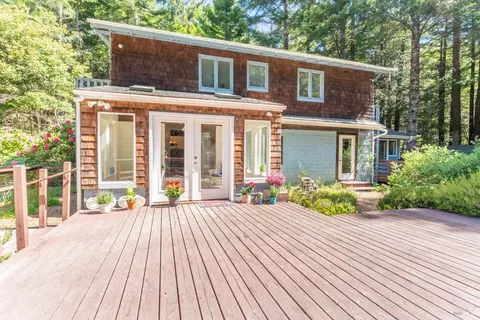 16850-626 Hills O Home Ln, Fort Bragg, CA 95437