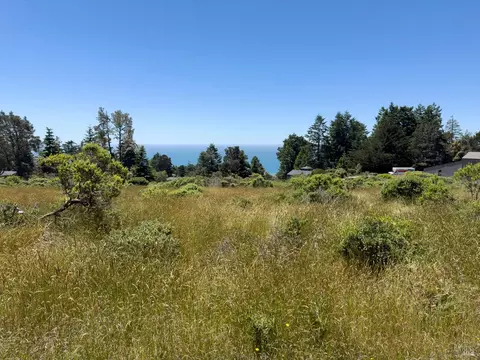35421 Fly Cloud Rd, The Sea Ranch, CA 95497