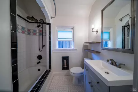 1224 Amador St, Vallejo, CA 94590 photo 8