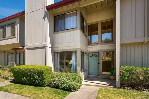 104 Albion Ct, Novato, CA 94947