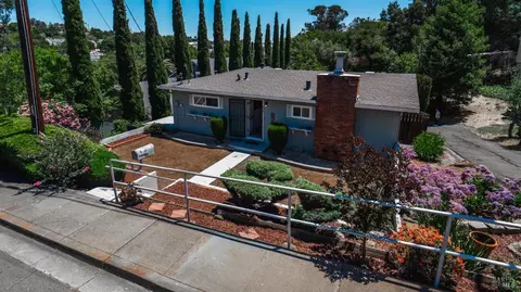 930 E 7th St, Benicia, CA 94510