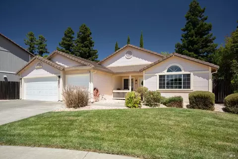 1510 Mccormack Ct, Dixon, CA 95620