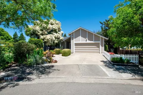 1170 Tyne Ct, Santa Rosa, CA 95401