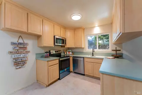 131 Mill Creek Dr, Willits, CA 95490 photo 7