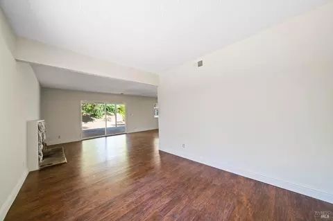 100 Lancaster Way, Vallejo, CA 94591 photo 10