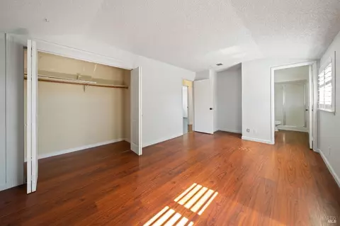100 Lancaster Way, Vallejo, CA 94591 photo 17