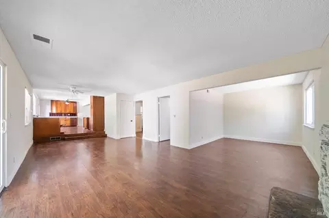 100 Lancaster Way, Vallejo, CA 94591 photo 11