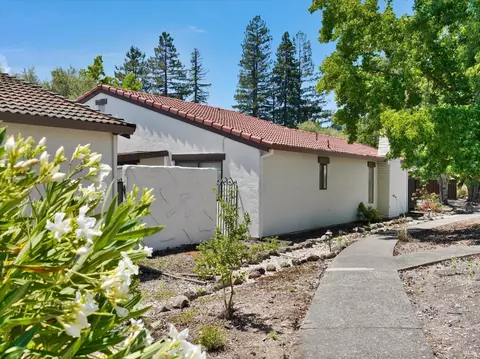 747 Adobe Dr, Santa Rosa, CA 95404 photo 4