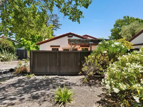 747 Adobe Dr, Santa Rosa, CA 95404 photo 5
