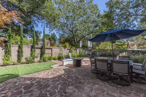 1017 Elsbree Ln, Windsor, CA 95492 photo 5