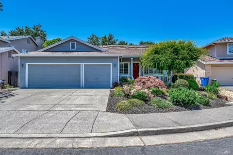8821 Canyon Oak Dr, Windsor, CA 95492