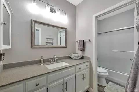 8821 Canyon Oak Dr, Windsor, CA 95492 photo 24