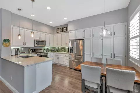 8821 Canyon Oak Dr, Windsor, CA 95492 photo 13