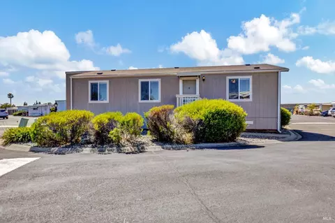 65 Dahlia Dr, Vallejo, CA 94589