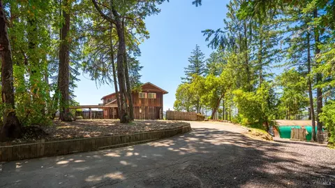 17000 Old Boy Scout Rd, Willits, CA 95490