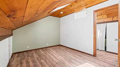Bedroom - 17000 Old Boy Scout Rd, Willits, CA 95490 photo 3 of 3