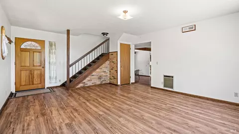 Living - 17000 Old Boy Scout Rd, Willits, CA 95490 photo 3 of 6