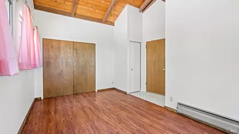 Bedroom - 17000 Old Boy Scout Rd, Willits, CA 95490 photo 2 of 3