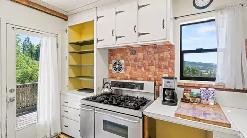 Kitchen - 17000 Old Boy Scout Rd, Willits, CA 95490 photo 4 of 6